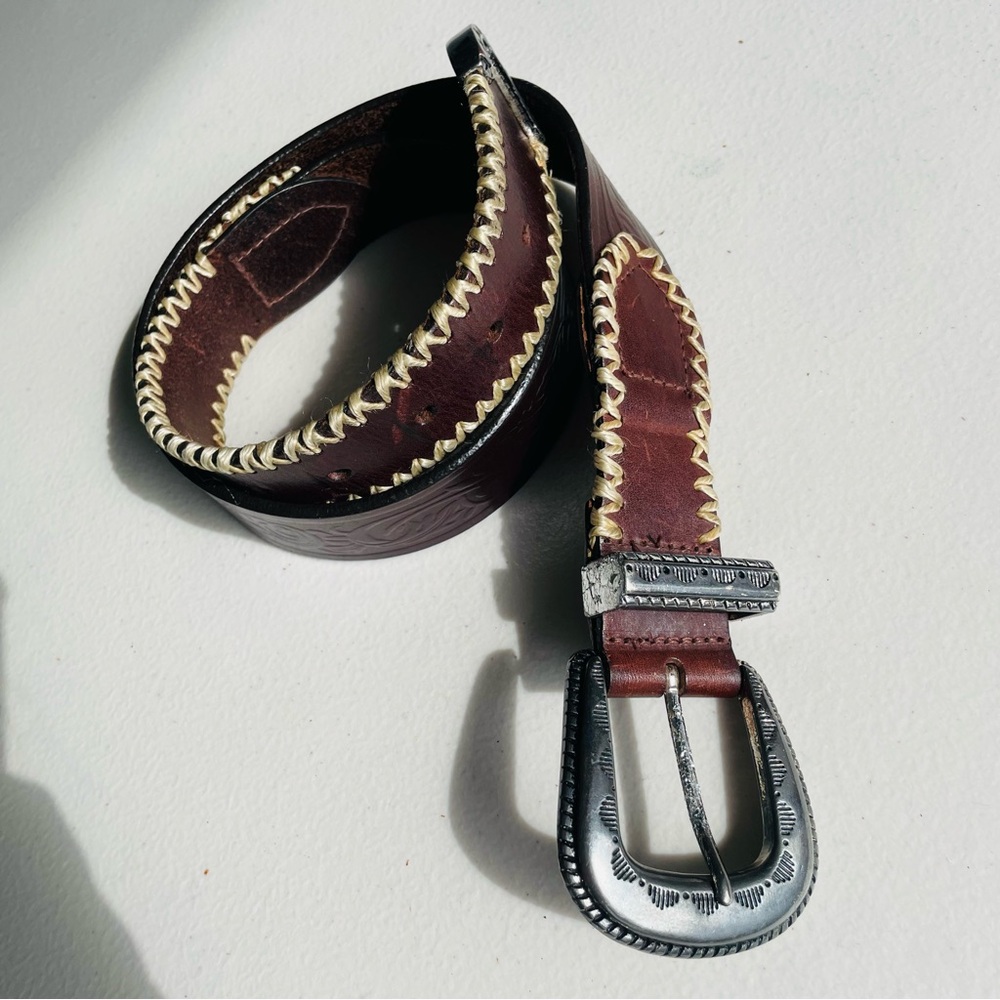 Kenneth Cole Vintage Italian Stitch Patina Aged Metalwork Buckle Leather Belt